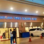Traveler Service Suite At Times Square Kuala Lumpur