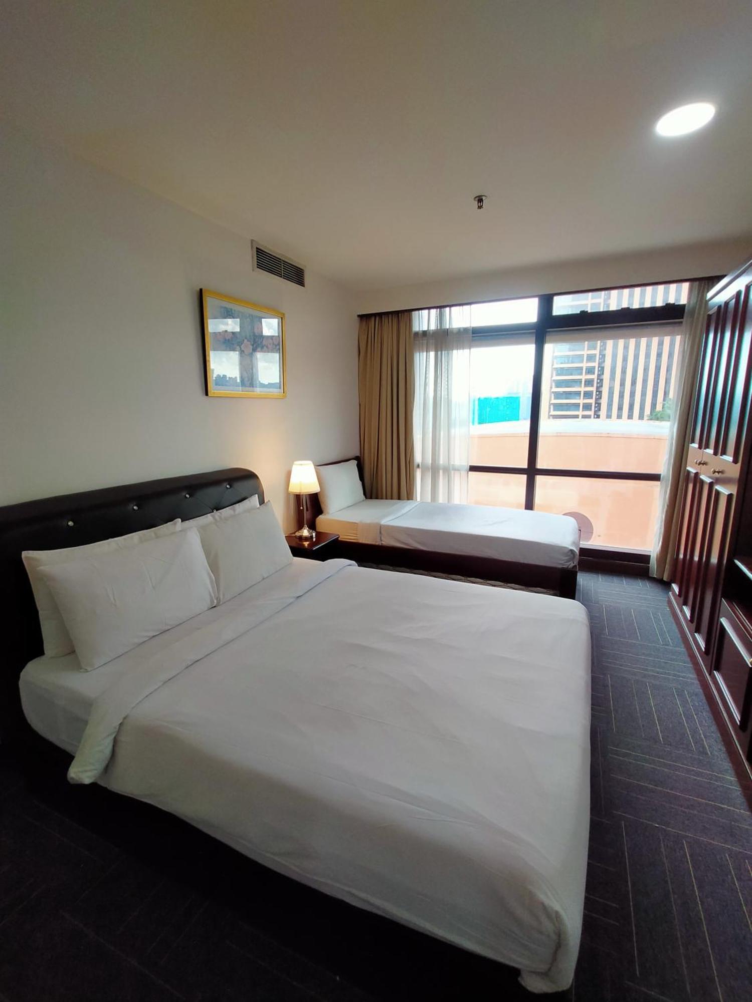 Traveler Service At Times Square Pangsapuri Kuala Lumpur